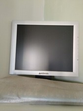 computer fisso usato, ottime condizioni. Sistema Windows xp. 