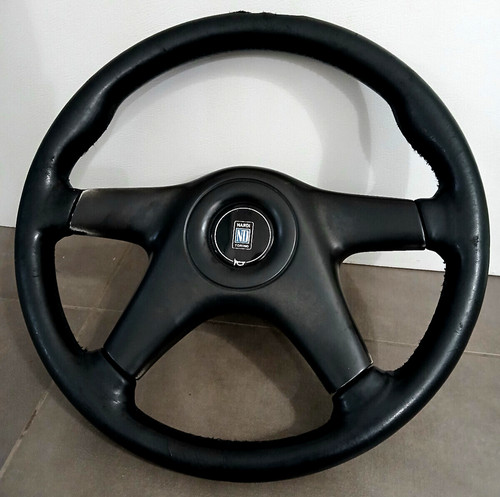 Volante con mozzo nardi - con,