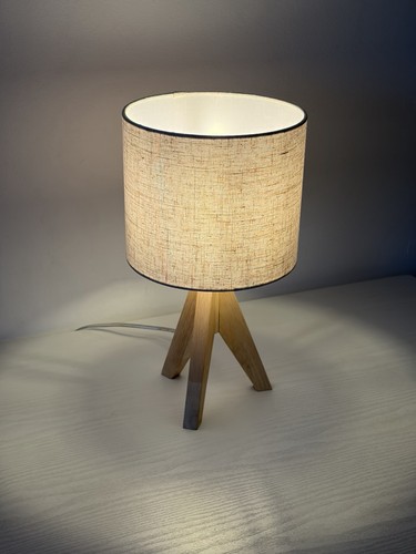 Lampada tavolo lume - lampada,
