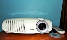 Optoma HD20 Proiettore HD 1080P Ottime Condizioni 132 Ore Totali PROBLEMI