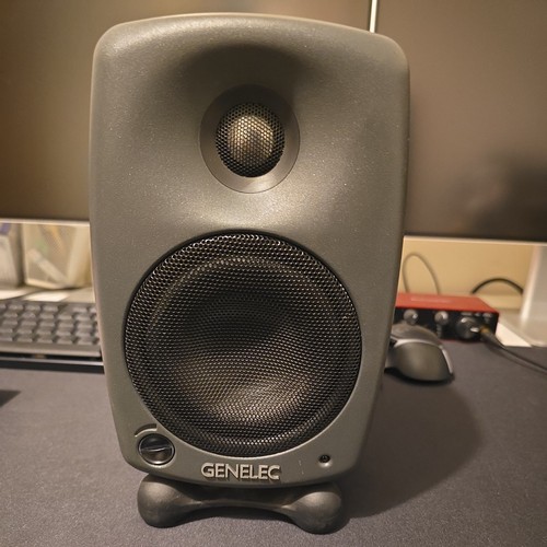 Genelec 8020b - genelec,