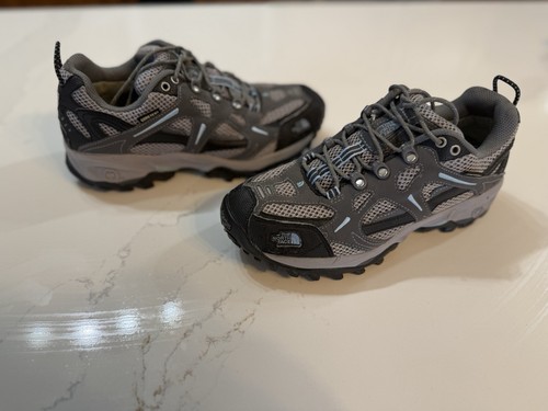 Sneaker trekking the north - the,