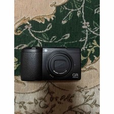 Fotocamera digitale compatta