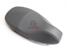 67363300C3 SELLA VESPA LX