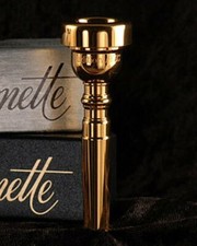 Monette bocchino tromba