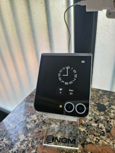 Samsung galaxy flip 5g - samsung,