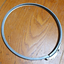 Anello in ferro , Cravatta per