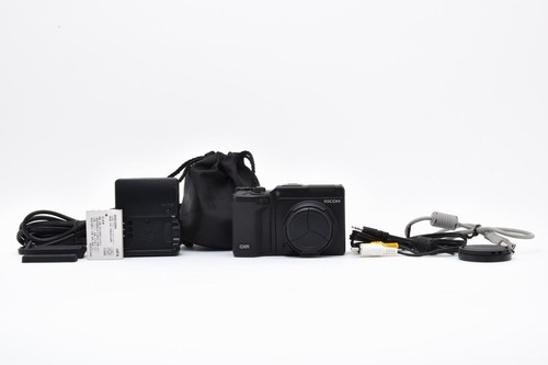 Fotocamera digitale compatta