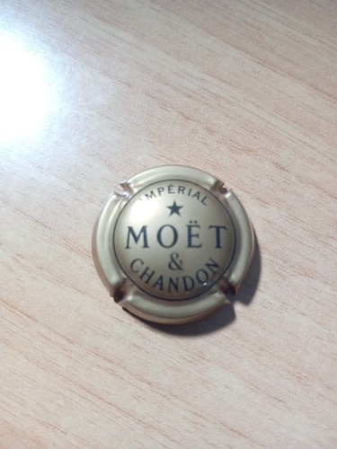 Capsula champagne moet - moet, &