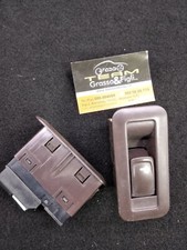 Interruttore Alzacristallo Mahindra XUV 500 S22065  posteriore destro o sinistro