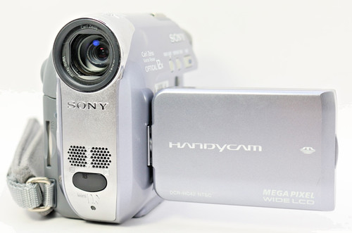 Sony handycam dcr - sony,