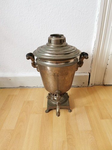 Antica fabbrica russa - , di