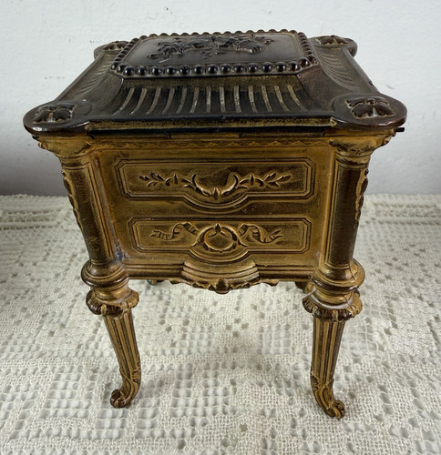 Vecchia scatola metallo - vecchia,