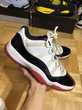 Air Jordan 11 Low Concord Bred