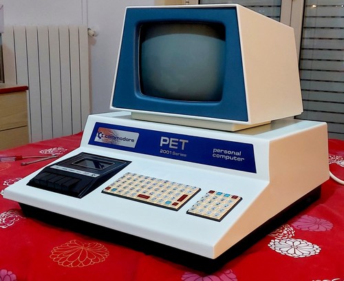 Commodore pet 2001 blue - commodore,