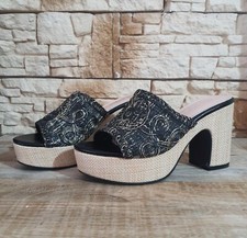 CIABATTE DA DONNA NERE J1931