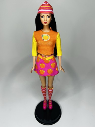 Bambola lea friend barbie - lea, of