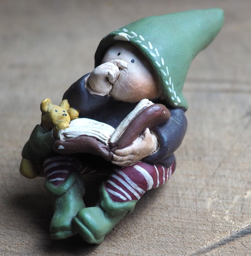 Annekabouke gnome bear me - gnome,
