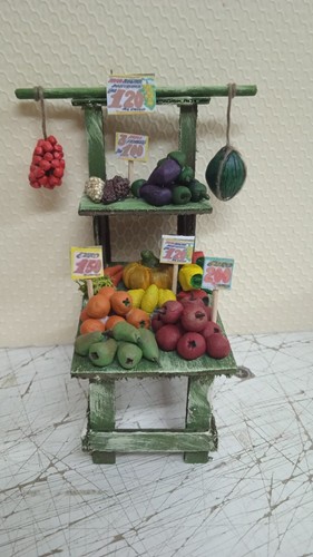 Banco frutta legno e - frutta,