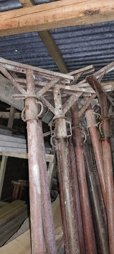 Puntelli ferro - in,
