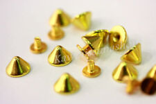 Borchie sfuse a cono con vite