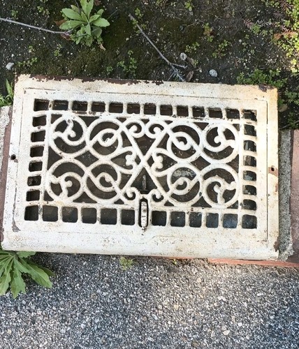 Antico sfiato radiatore - , in