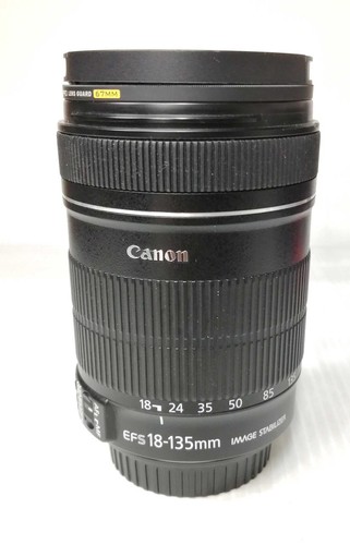 Canon efs 135 5 - 18-135, f/3.5-5.6