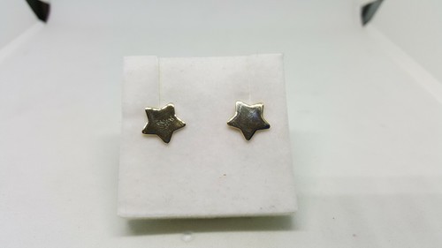 Orecchini bottone forma di - a,
