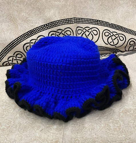 Crochet ruffle hat - crochet, handmade