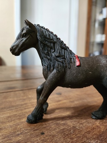 Discontinued schleich frisian - schleich,