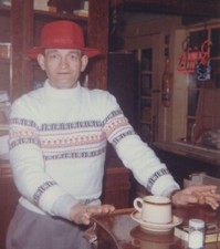 Maglione cappello rosso uomo