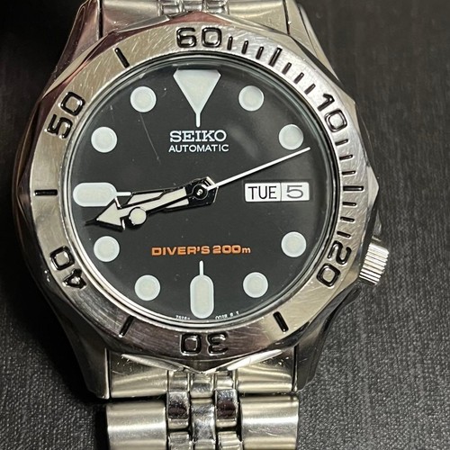 Orologio analogico automatico