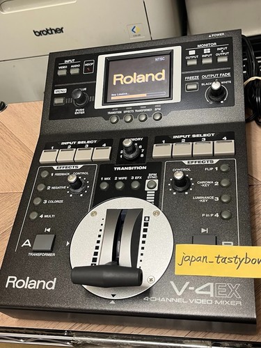 Roland compact video mixer - compact,