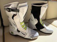 Stivali MotoGP taglia 41 - Bianchi Usati una volta da Alvaro Bautista