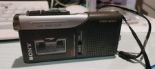 Registratore a microcassette Sony M-53V con alimentatore.