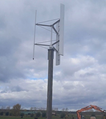 Generatore eolico verticale