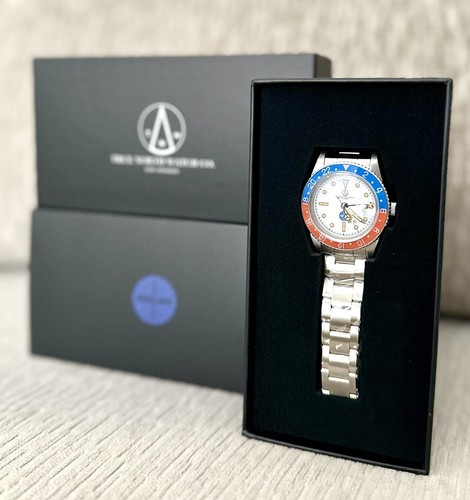 True north watch pan - true, am