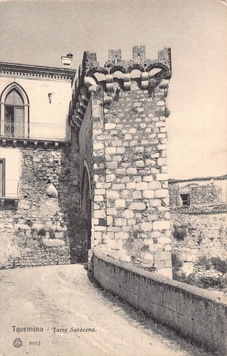 B377 italia taormina torre - italia,
