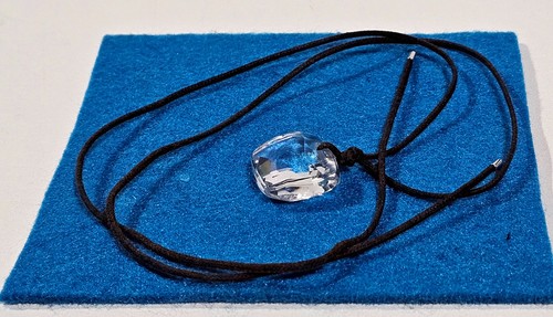 Collana con ciondolo - collana, di