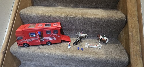 Dickie mercedes benz horse - benz, box