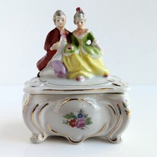 Portagioie in porcellana con