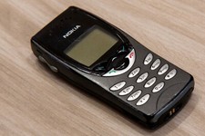 Nokia 8210 Italia, telefonino vintage
