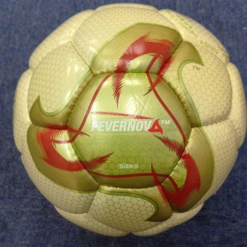 Pallone ufficiale fevernova - ufficiale,