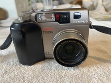 Olympus Digital Camera Camedia C-2040 Zoom 2.1MP Silver Tested. Free Postage