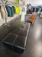 Divano In Pelle Nero Allestimento Arredo Negozio Showroom Casa Studio Sala