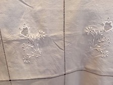 bella tovaglia ricamata