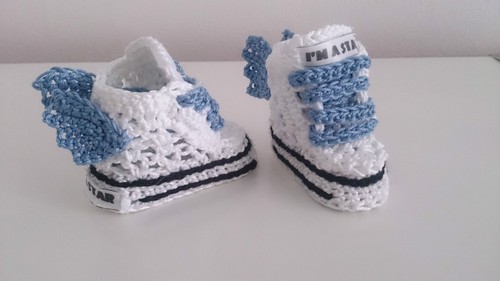 Scarpe mano all - a,