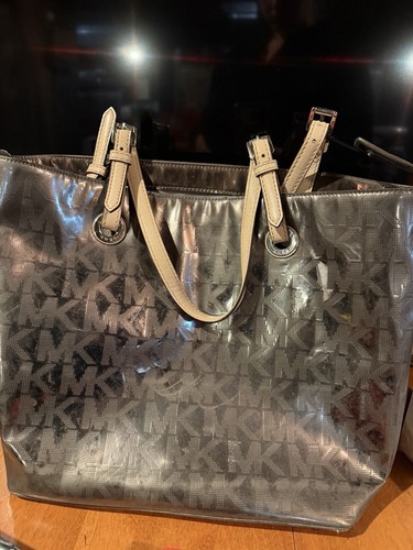 Michael kors purse - kors,