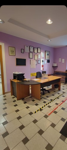 Postazione lavoro scrivania - di,