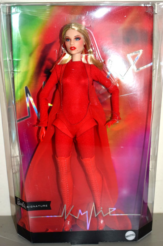 Barbie 2026 signature black - barbie,